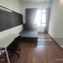 The Green @ Subang West master room for rent