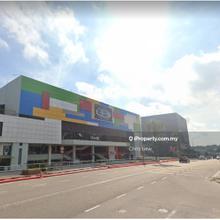 Holiday Plaza @ Retail Space - For sale unit