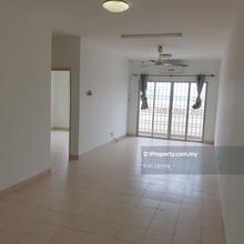 Serdang Villa Apartment with Lift For Sale Taman Bukit Serdang