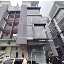 Taman Equine Ground Floor Semi-D Shop For Rent