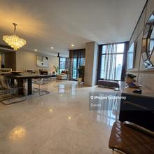 Limited topnotch abode next to KLCC Park with views & alfresco terrace
