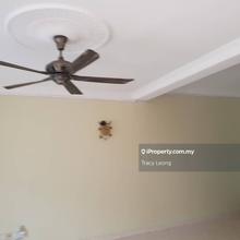 Strategically location, Plenty parking, Mature neighbourhoods, G&G