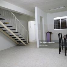 3 storey terrace house