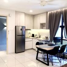 Well Maintain Renovated Fully Furnished Freehold Mid Flr w Pool View