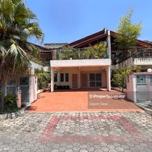 Taman equine townhouse ground floor 