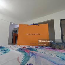 PJ - Ss2, Next to Mall & 20 min Walk to MRT- 3B