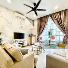 Horizon Residence Corner Unit Well Renovated 