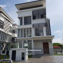 Residence 33, Kota Kemuning
