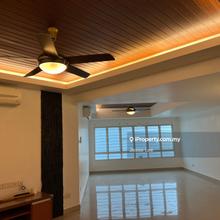 Spacious 4-bedrooms Condominium in Subang SS 12 for Sale