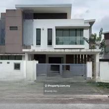 2 Storey Semi D Corner At Panglima Awang Shah alam