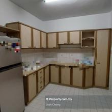 Walking Distance To LRT Station and Amenities Well Kept House