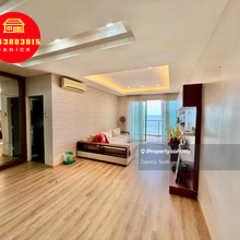 10 Island Resort 1250sf Seaview Condominium Located in Batu Ferringhi
