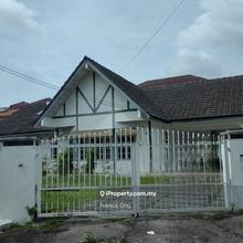 Single Terrace  Bungalow House@Sg Jelok For Sale
