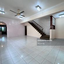 Taman Sri Pulai Perdana End Lot Renovated Unit 2 Storey Terrace House