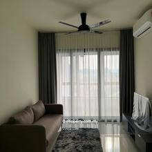 Good Price! Viewing Anytime! Nice Unit with Good Condition!