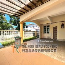 Muar Jalan Bakri Double Storey Terrace House For Rent,Corner Lot