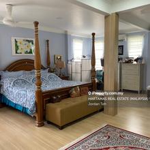 Renovated Corner House @ Section 9 Kota Damansara