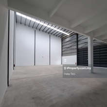 Jenjarom Medium Industrial Brand New Corner Factory For Rent