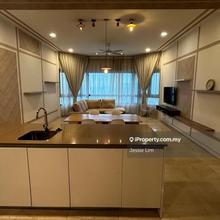 Corner Unit High Floor !