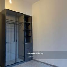 732sf,high floor,nice view,2 rooms unit,freehold,commercial