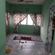 Taman Kinrara Apartment (Daisy)