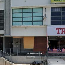 Denai alam shop for rent 