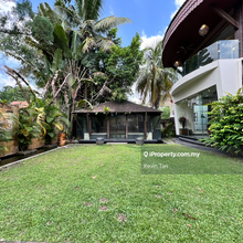 Rare lakefront bungalow with KLCC views - Immense Potential!