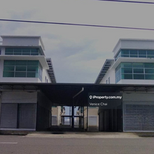 Double Storey Corner Shoplot For Rent in Miri