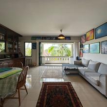Nice cosy low density. Bright! 2 bedrooms apt in damansara heights