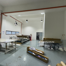 Taman Mount Austin 3 Storey Factory