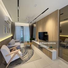 Short walk to LRT stations,freehold,matured township,near Subang & PJ