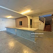 Jalan Batu Kawa Bungalow House For Rent near 3rd Mile Bazaar & Roxy