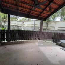 Spacious backyard garden