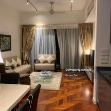 The Mews :: Cozy home at Middle level for sale