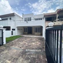 Below Market 22x80 2 storey ss 12 subang jaya