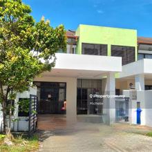 22x80 Lestaria house @ Denai Alam for sale.