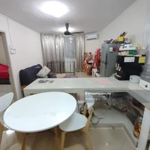 Rampai Court apartment, Sri Rampai,wangsa maju Freehold 3rd floor lift