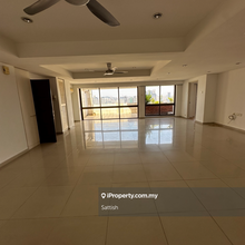 Pet friendly Penthouse with Good city View 