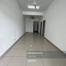 Vista Bayu Apartment First Floor kitchen Table Top