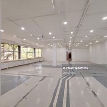 Walking distance to multilevel parking