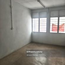 Shop House for rent at Jalan Jelutong