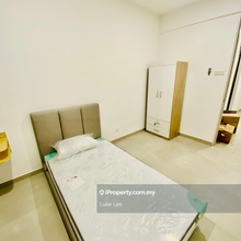 Room or rent at Bandar sunway opposite the one academy sunway new unit