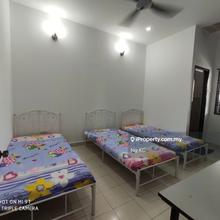 Uitm Students, Single Storey House For Rent