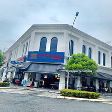 Whole block corner at Eco Majestic