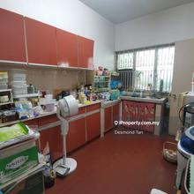 Near Playground, Good Facing, 5 Rooms 