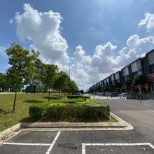 Taman Ekoperniagaan @ Eco Curve @ Ground Floor For Rent