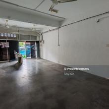 Ground Floor Shoplot @ Pusat Perniagaan Rozhan for Rent