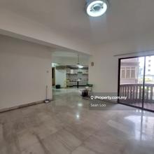 Corner Unit Well Maintained @ The Forum