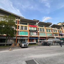 Corner Shop (Main Road) M Avenue Segambut Bahagia KL for Rent 
