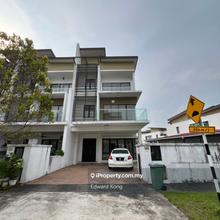 Corner 3 Storey Superlink House Taman Anggun 3 Rawang AEON